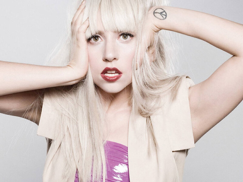 Lady Gaga with blonde hair