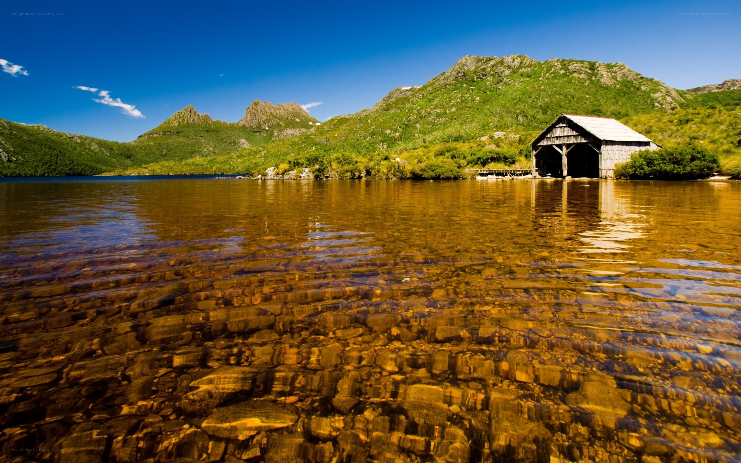 Lake and mountain landscape