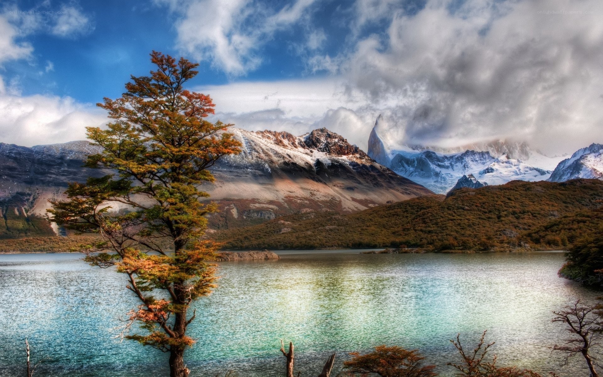 Lake and mountain landscape