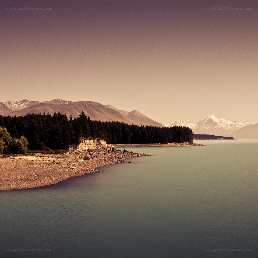 Lake and mountain landscape