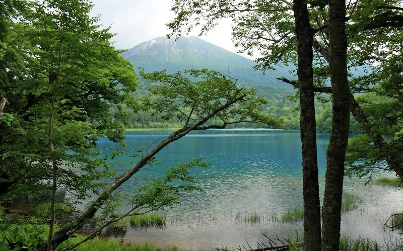 Lake and mountain landscape
