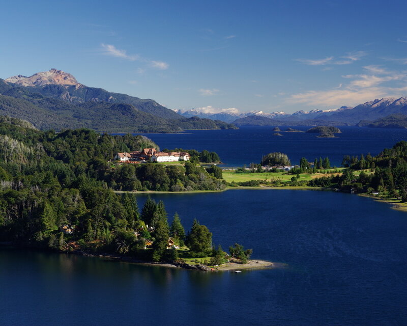 Lake and Mountain Resort