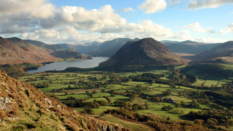 Lake and Mountains Landscape — Green, Serene
