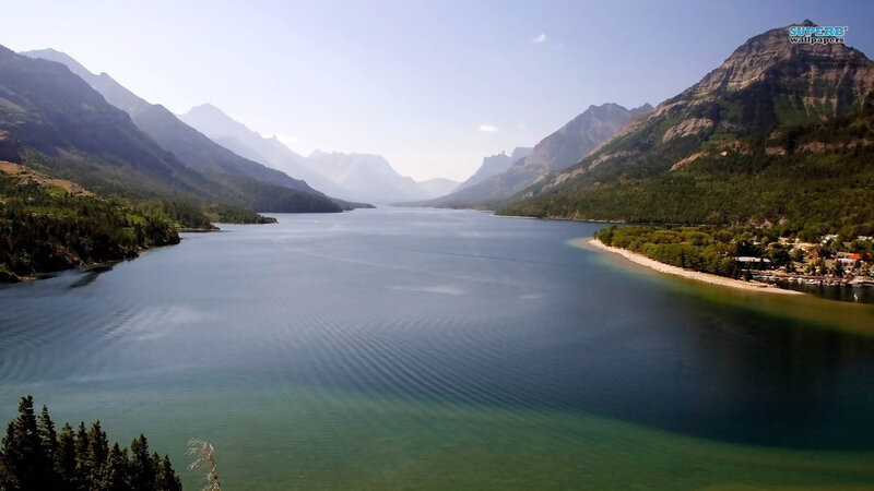 Lake Between Mountains — Blue, Serene