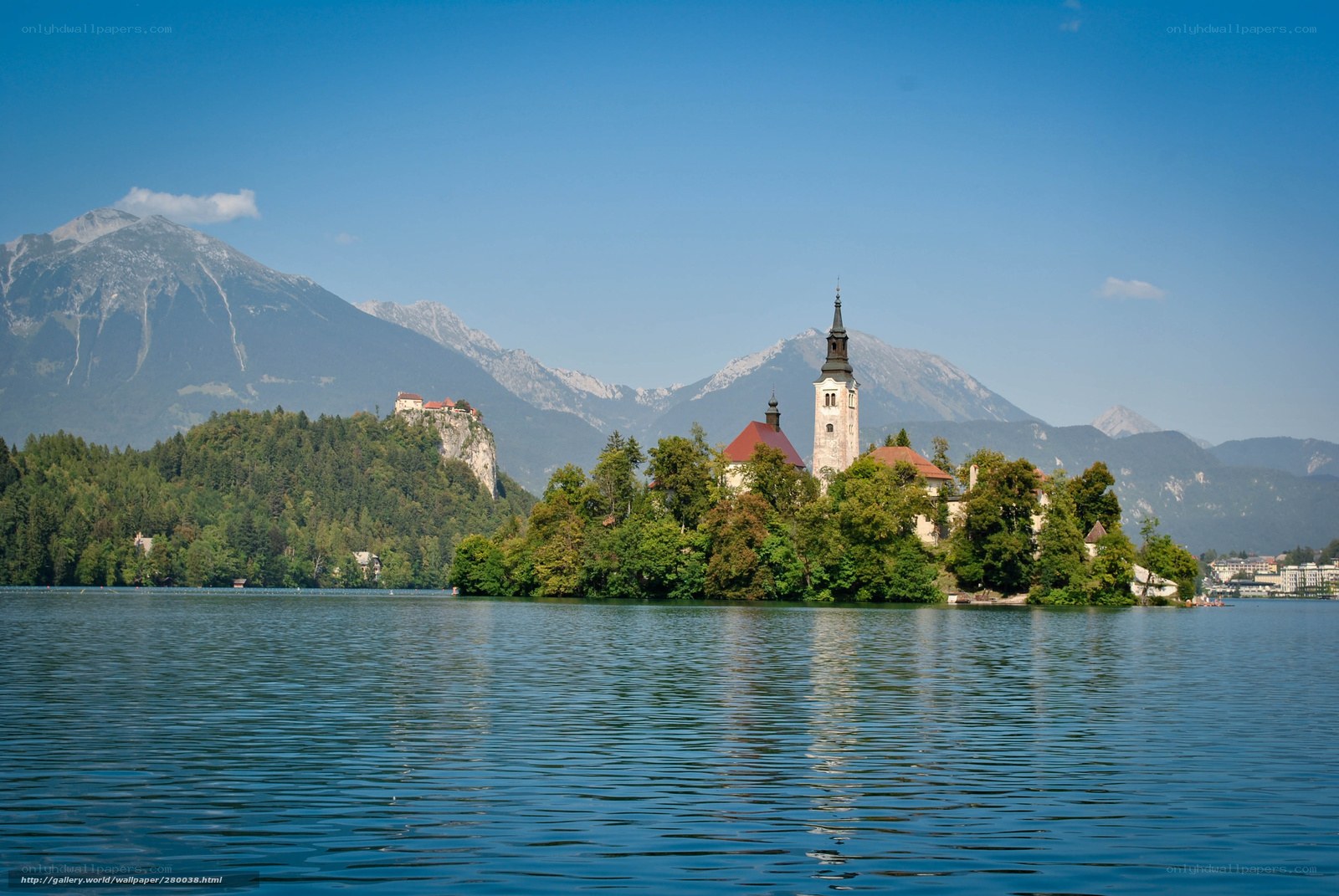 Lake Bled with church and mountains