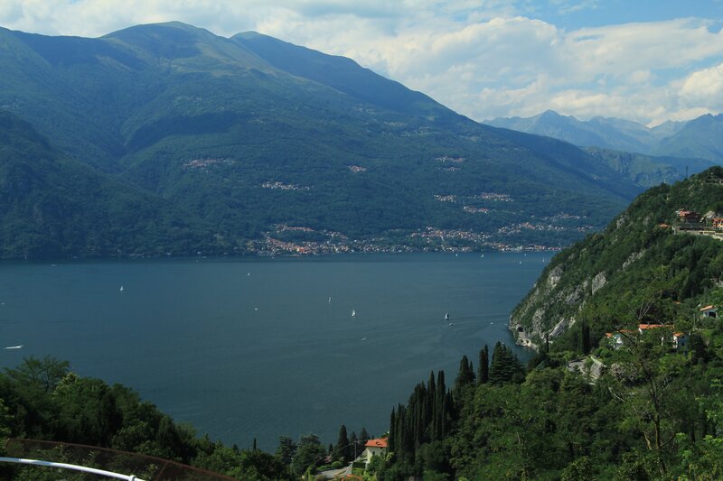 Lake Como with mountains
