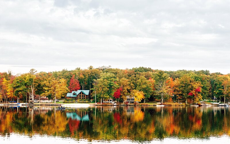 Lake House in Autumn — Green, Serene