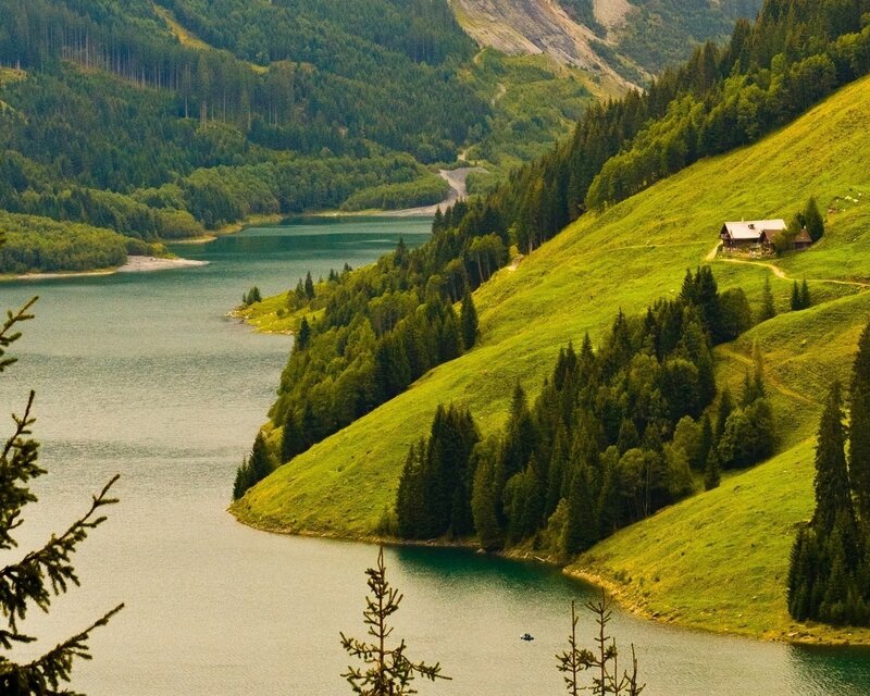 Lake in Mountain Valley — Green, Serene, Afternoon, Photograph, Forest