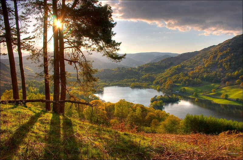 Lake in Mountain Valley — Green, Serene, Sunset, Photograph, Trees
