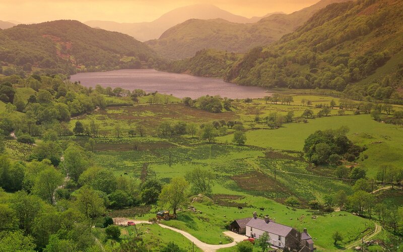 Lake in Valley Landscape — Green