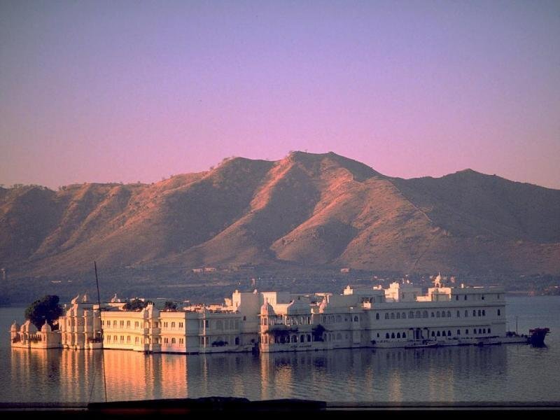Lake Palace at sunset