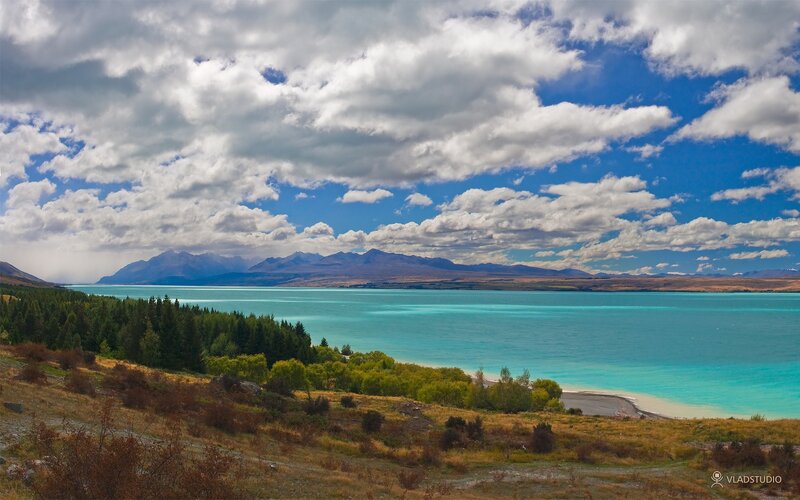 Lake Pukaki with Southern Alps