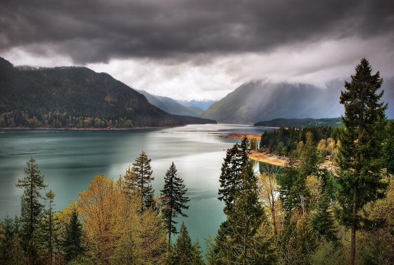 Lake Surrounded by Mountains — Green, Dramatic, Morning