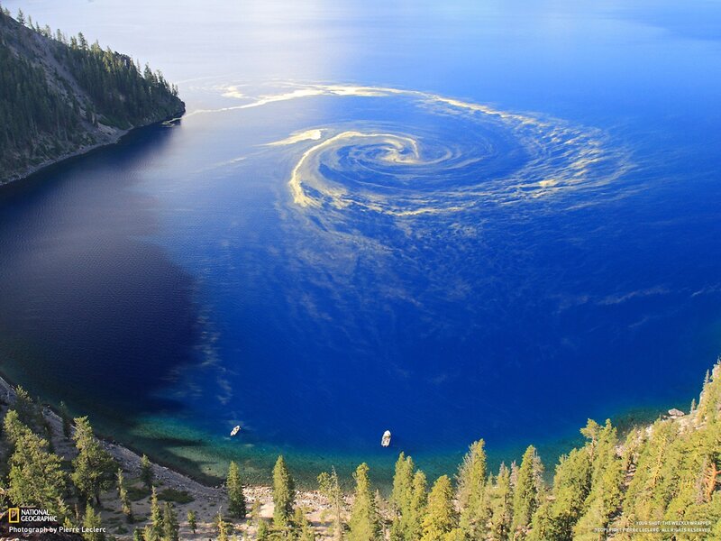 Lake with Algae Swirl — Blue