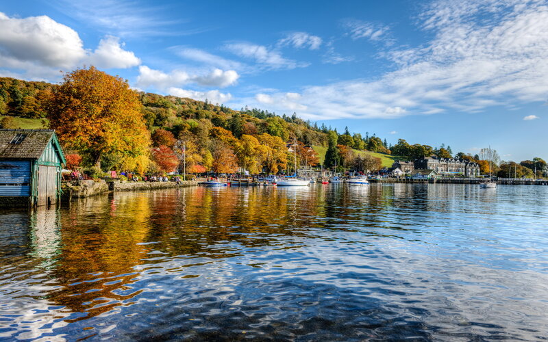 Lake with Boats and Trees — Blue