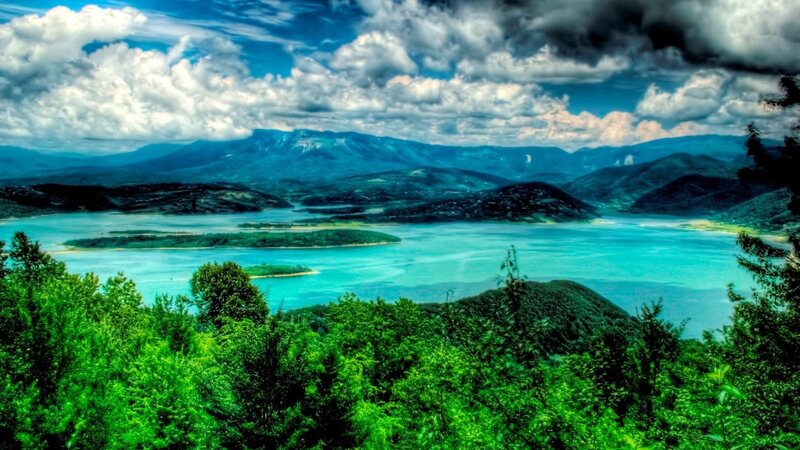 Lake with Islands and Mountains — Green