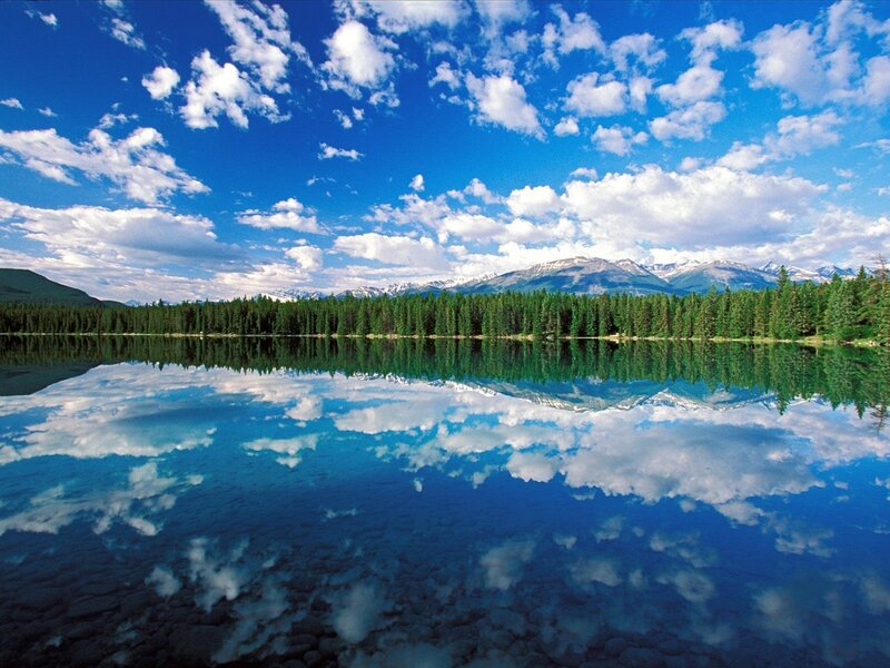 Lake with mountain reflection