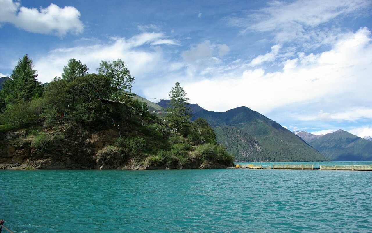 Lake with mountains and forest