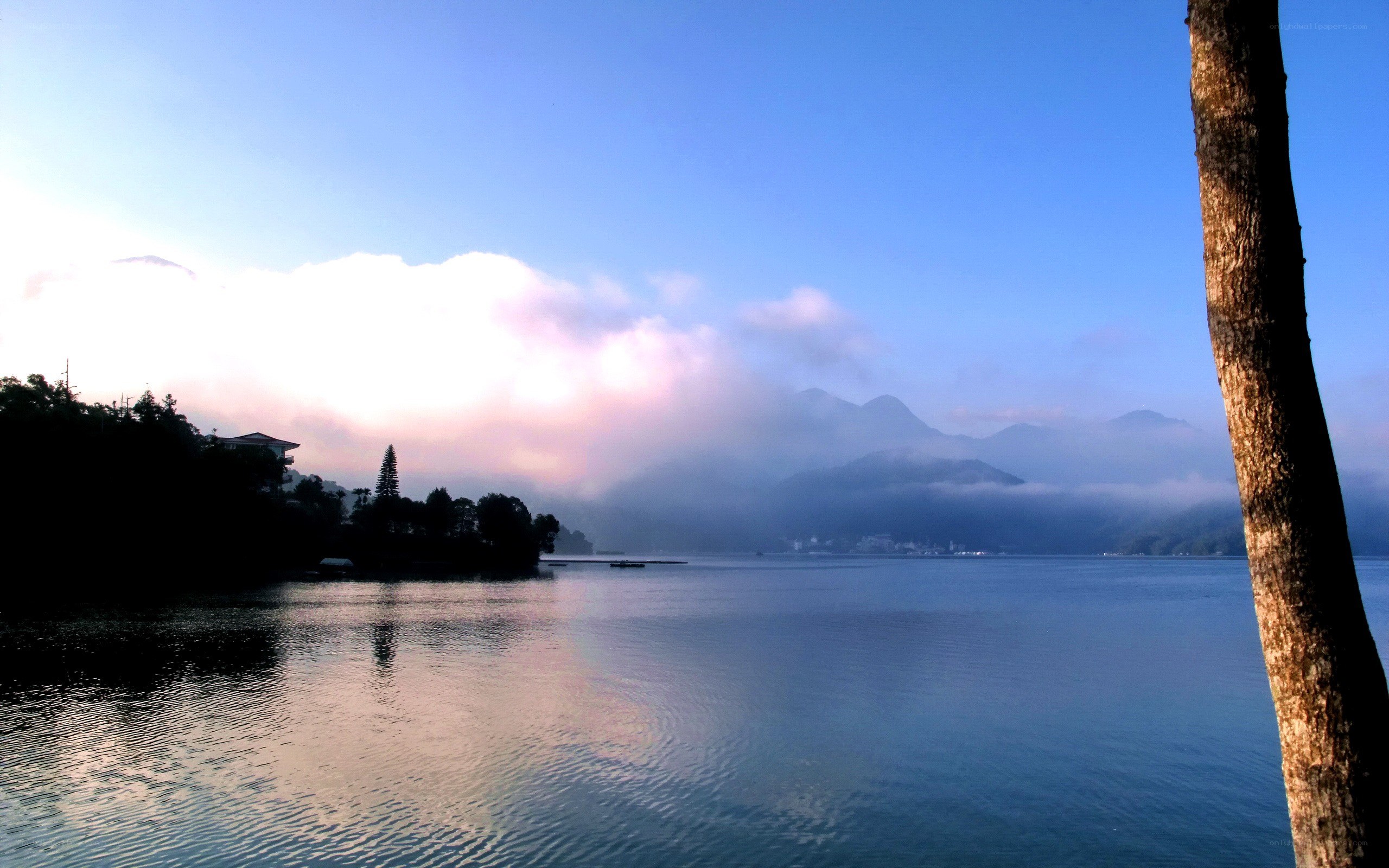 Lake with mountains at dawn