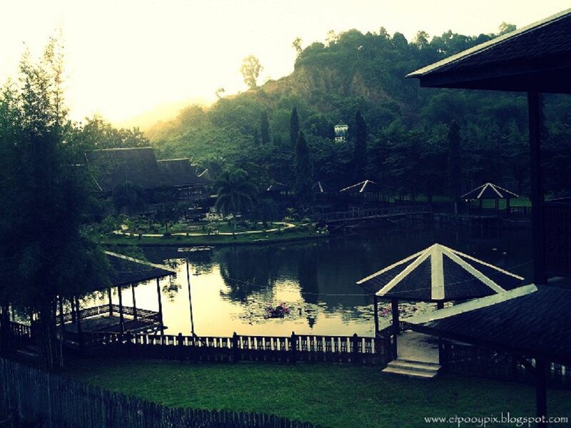 Lake with Pavilions — Green