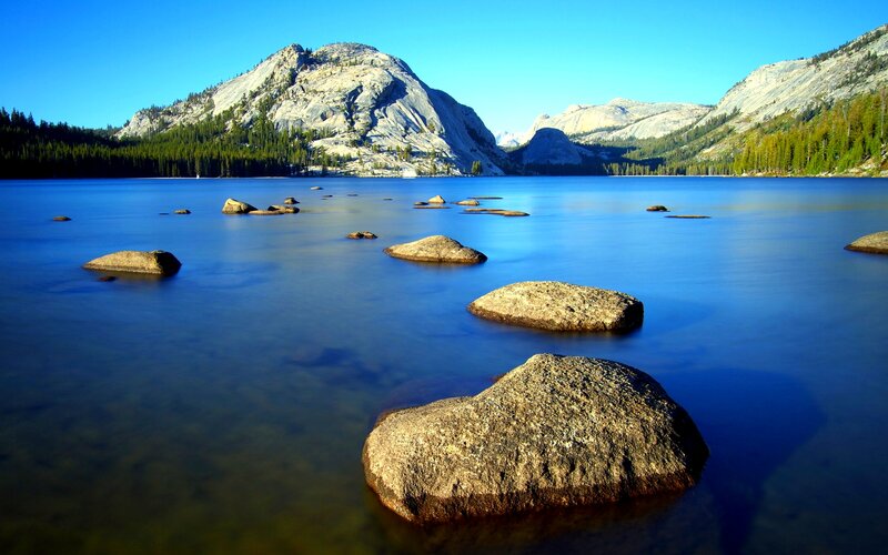 Lake with Rocks and Mountains — Blue, Serene