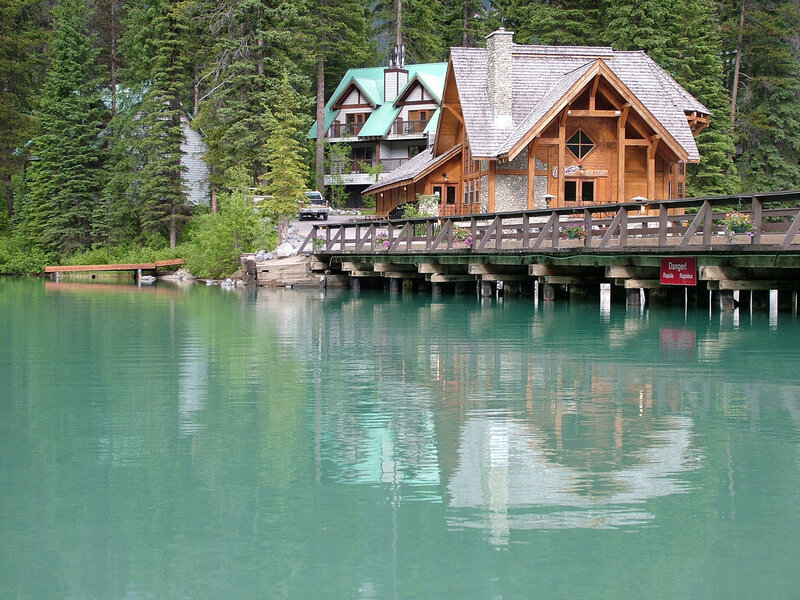 Lakefront lodge in forest