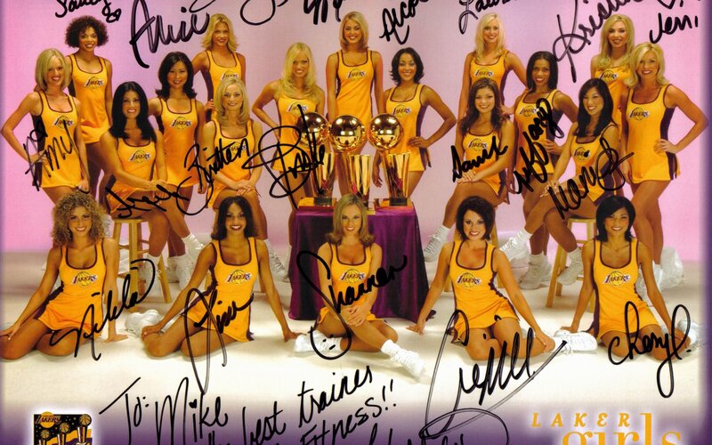 Lakers Cheerleaders Group