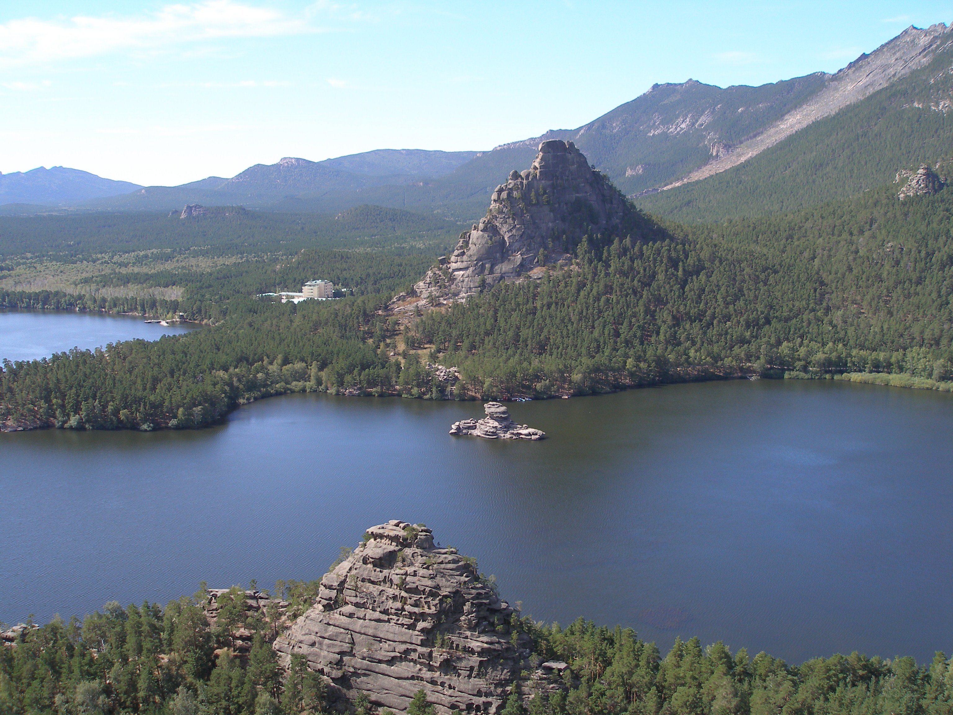 Lakes and rock formations