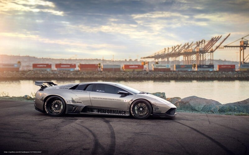 Lamborghini at port