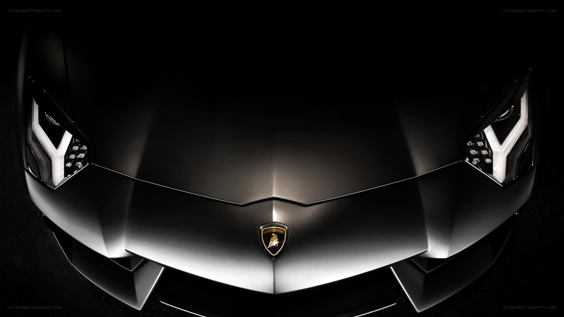 Lamborghini Aventador front view
