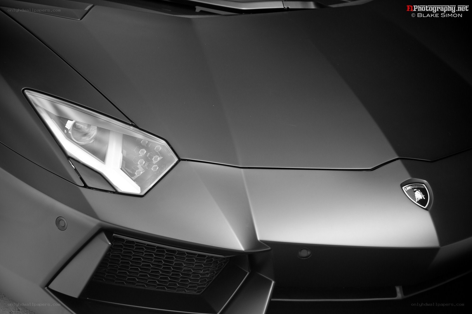 Lamborghini Aventador front view