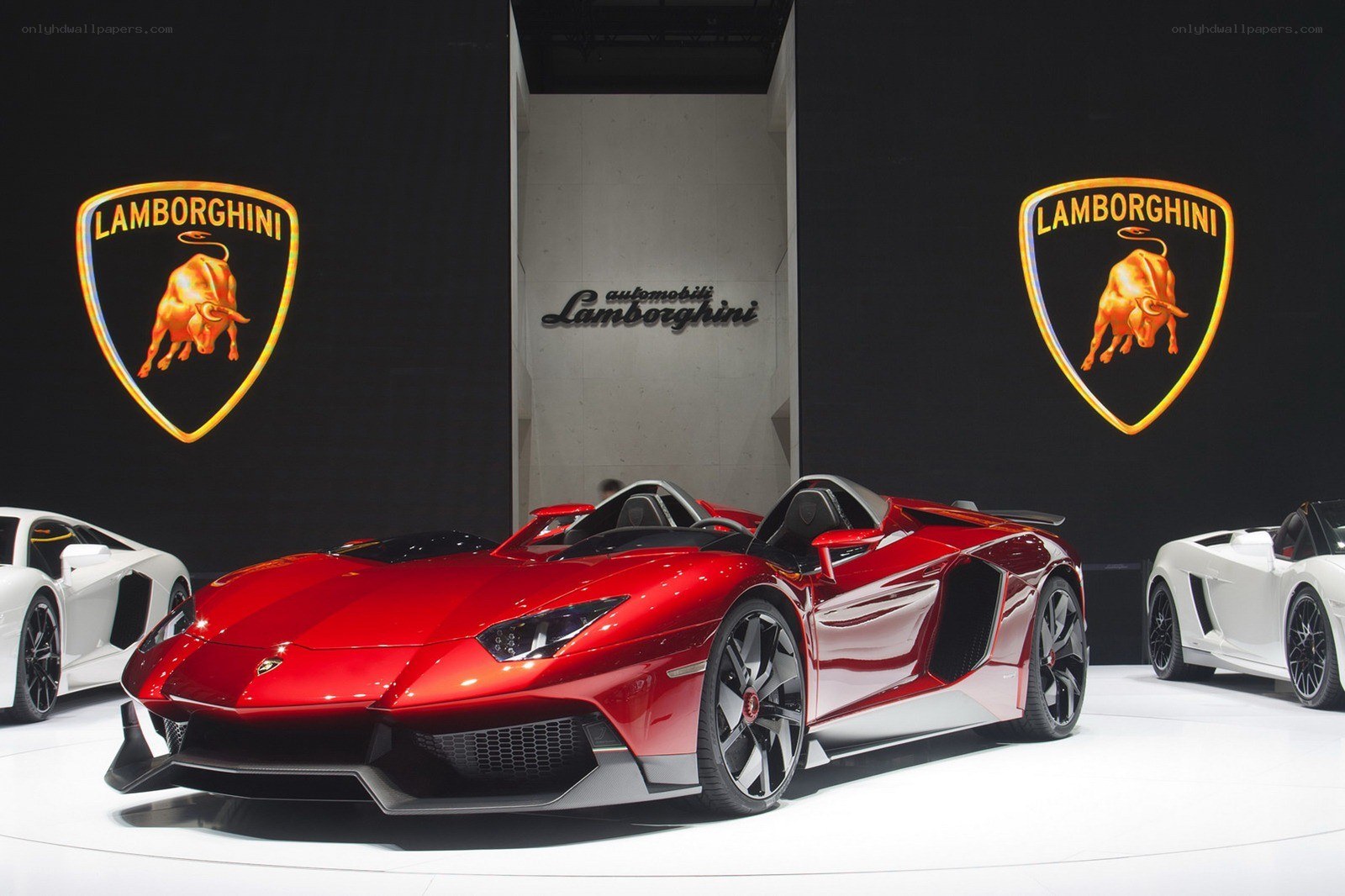 Lamborghini Aventador J display