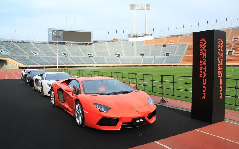 Lamborghini Aventador Lineup — Orange, Formal