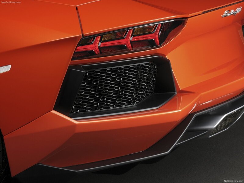 Lamborghini Aventador rear detail