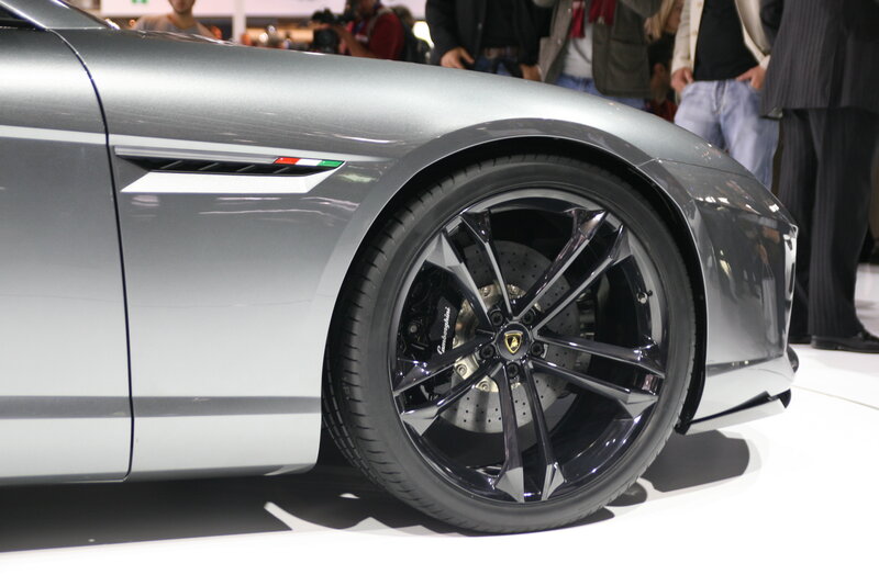 Lamborghini concept car wheel