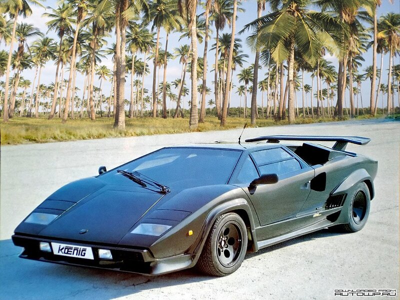 Lamborghini Countach in tropical setting