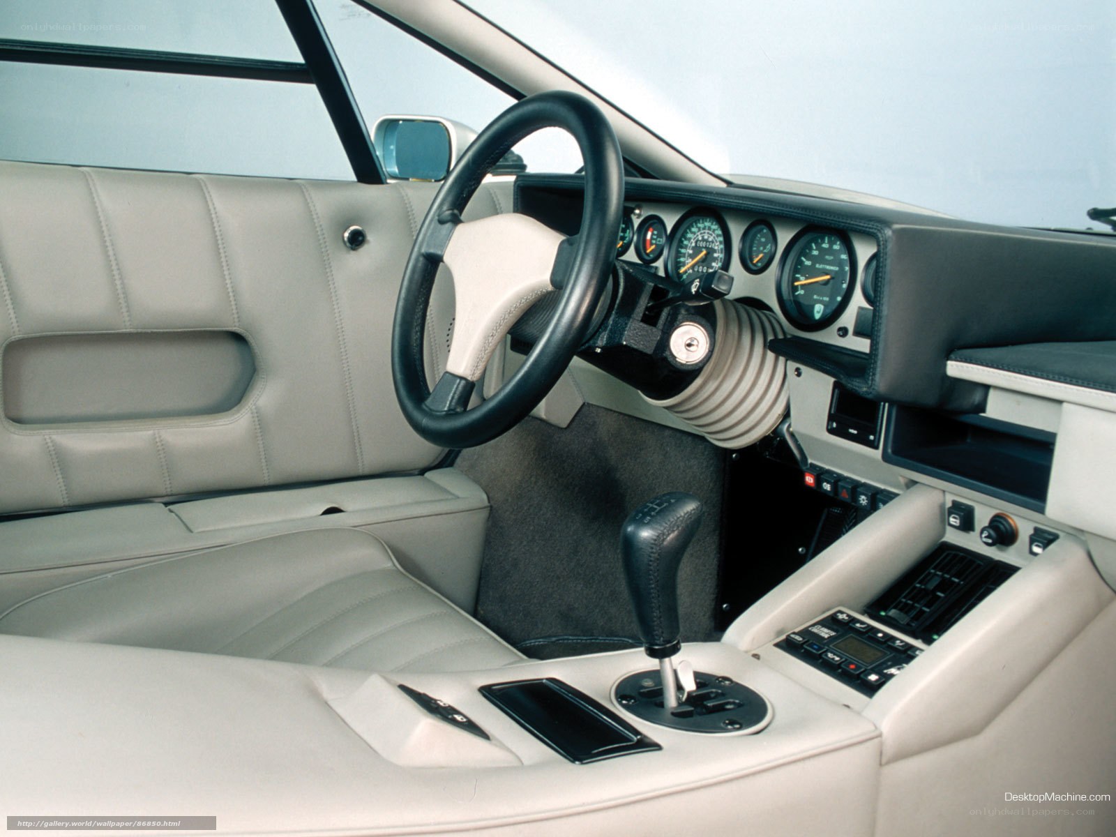 Lamborghini Countach interior