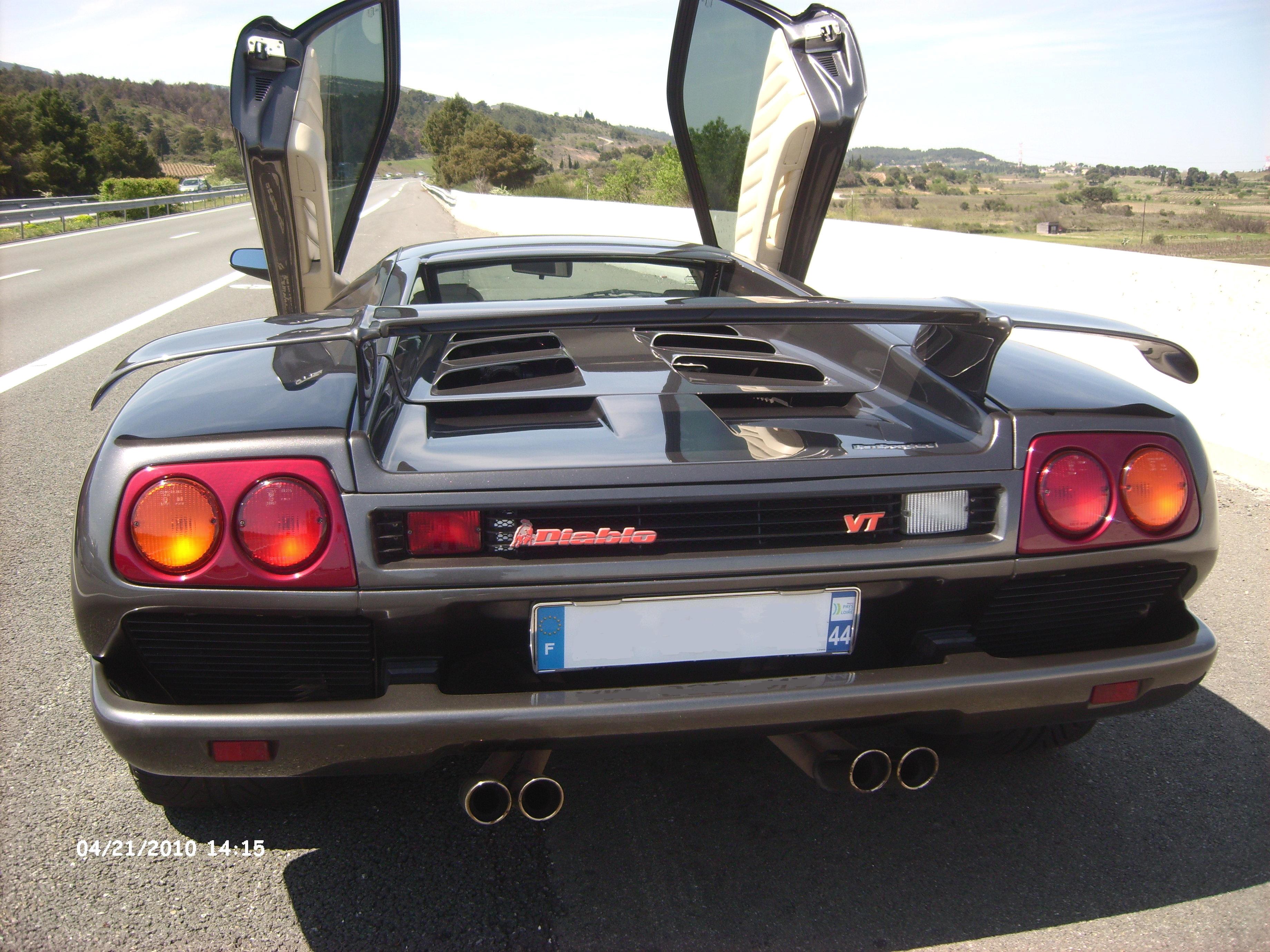 Lamborghini Diablo VT rear view