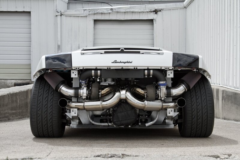 Lamborghini Engine — White