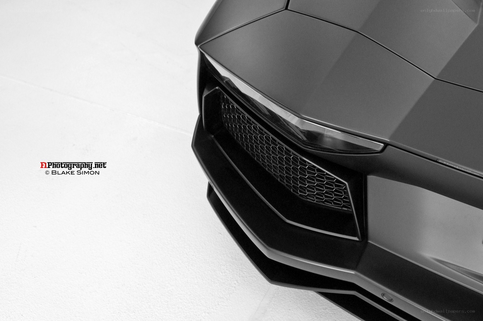 Lamborghini front grille detail
