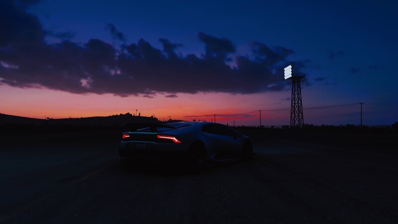 Lamborghini Huracan — Blue