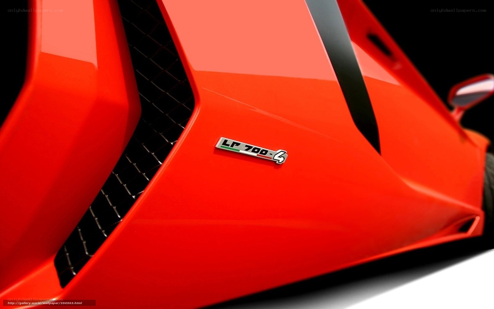 Lamborghini LP 700-4 badge