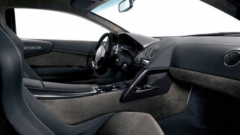Lamborghini Reventon interior