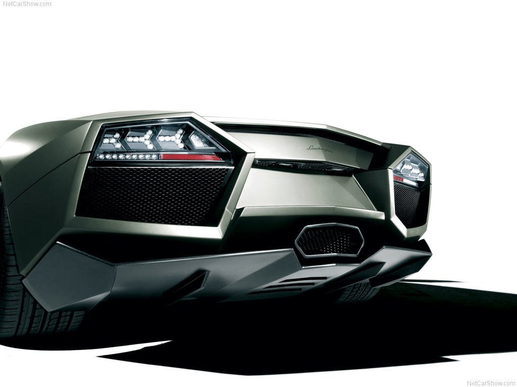 Lamborghini Reventon rear view