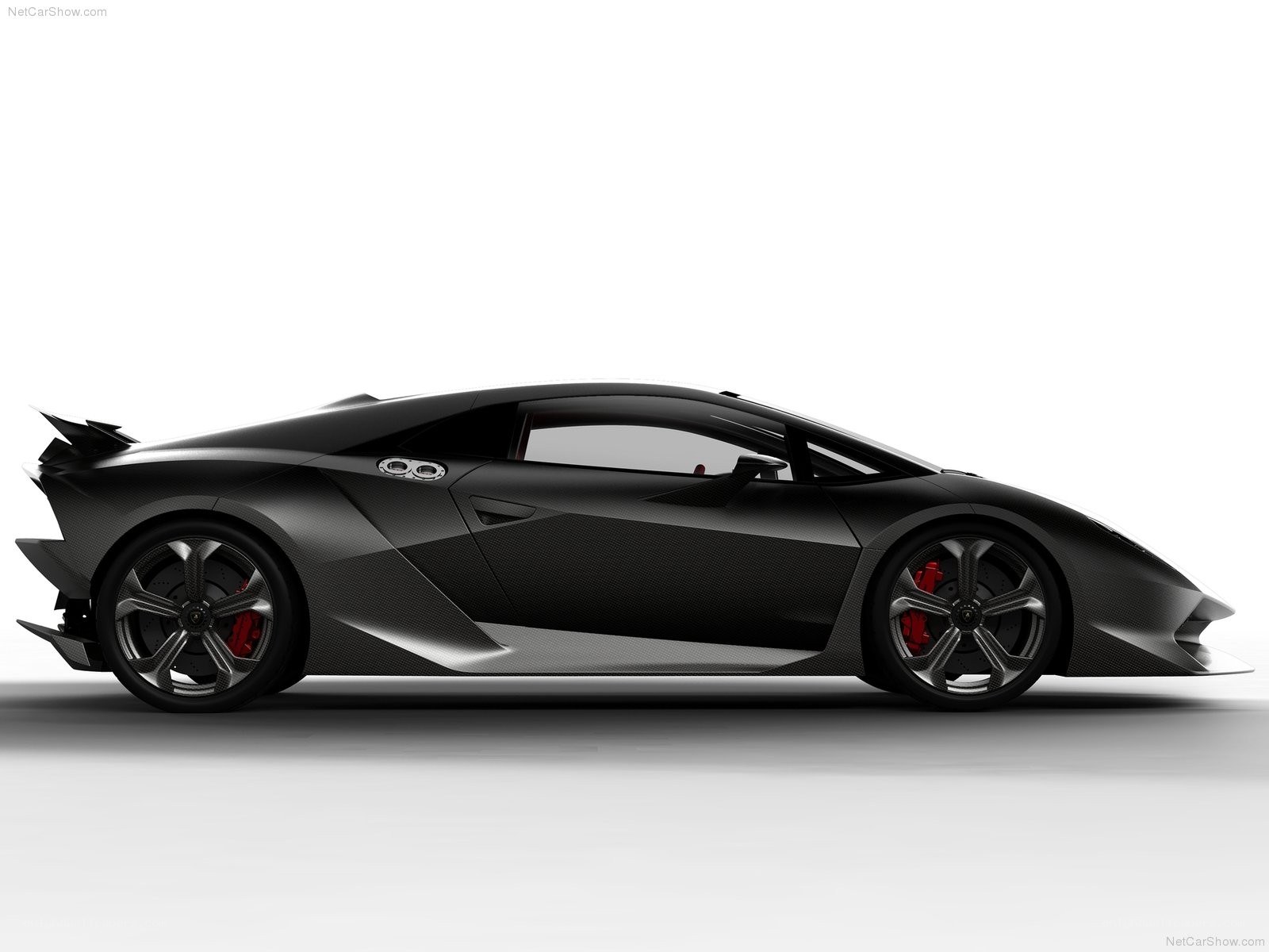 Lamborghini Sesto Elemento