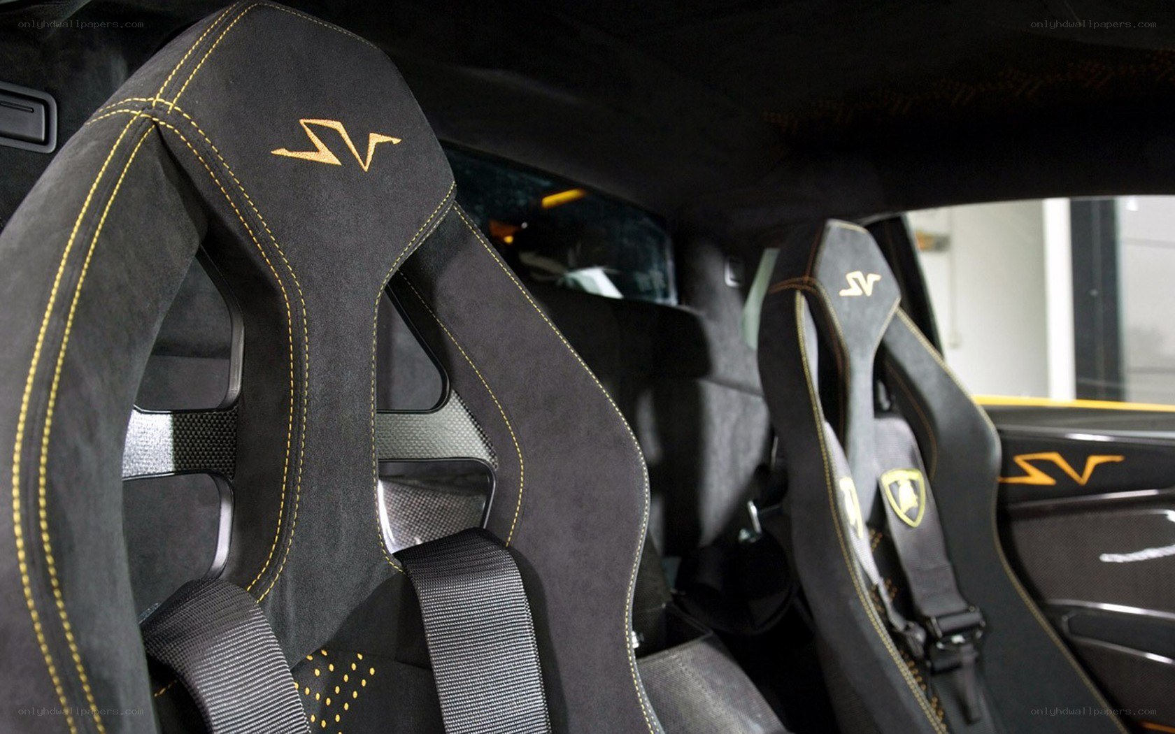 Lamborghini SV interior seats