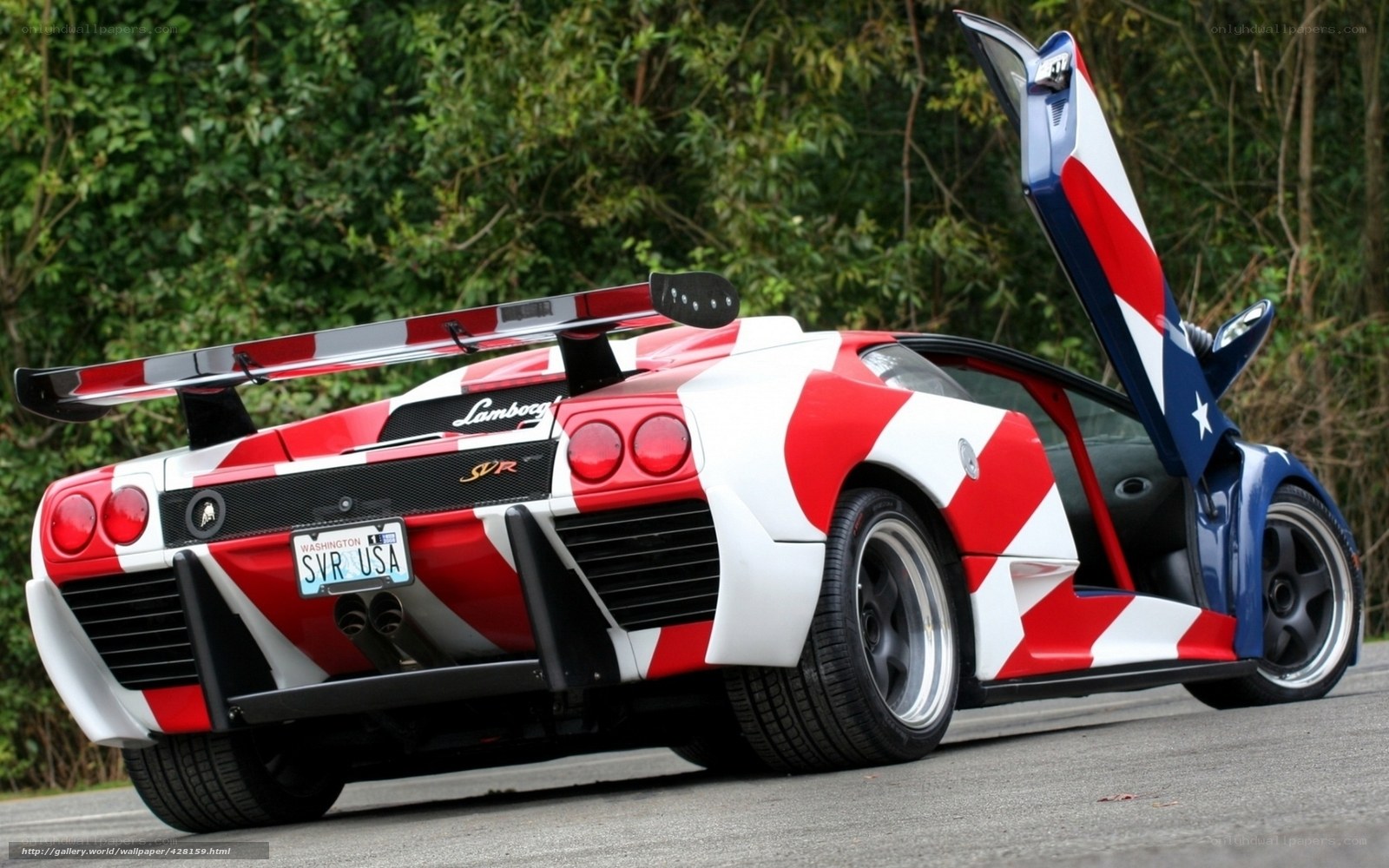 Lamborghini SVR with patriotic livery