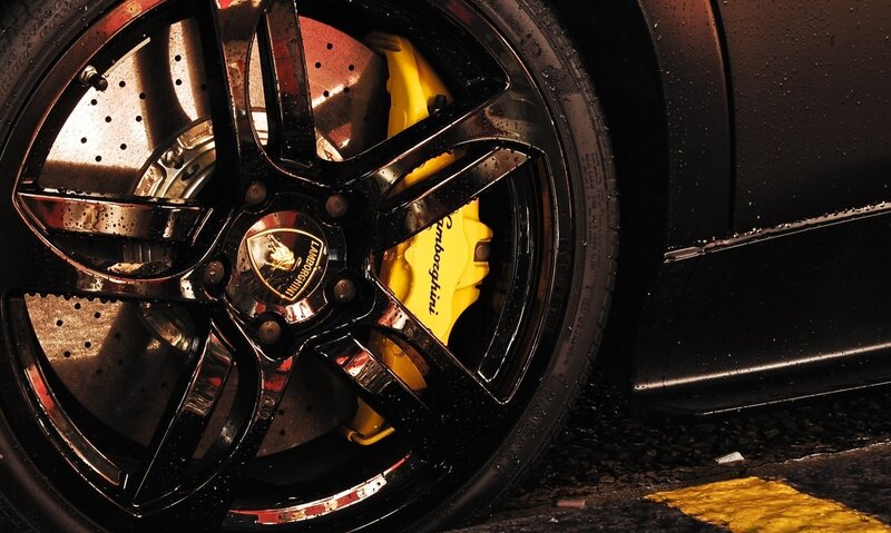 Lamborghini Wheel — Black, Dramatic, Night