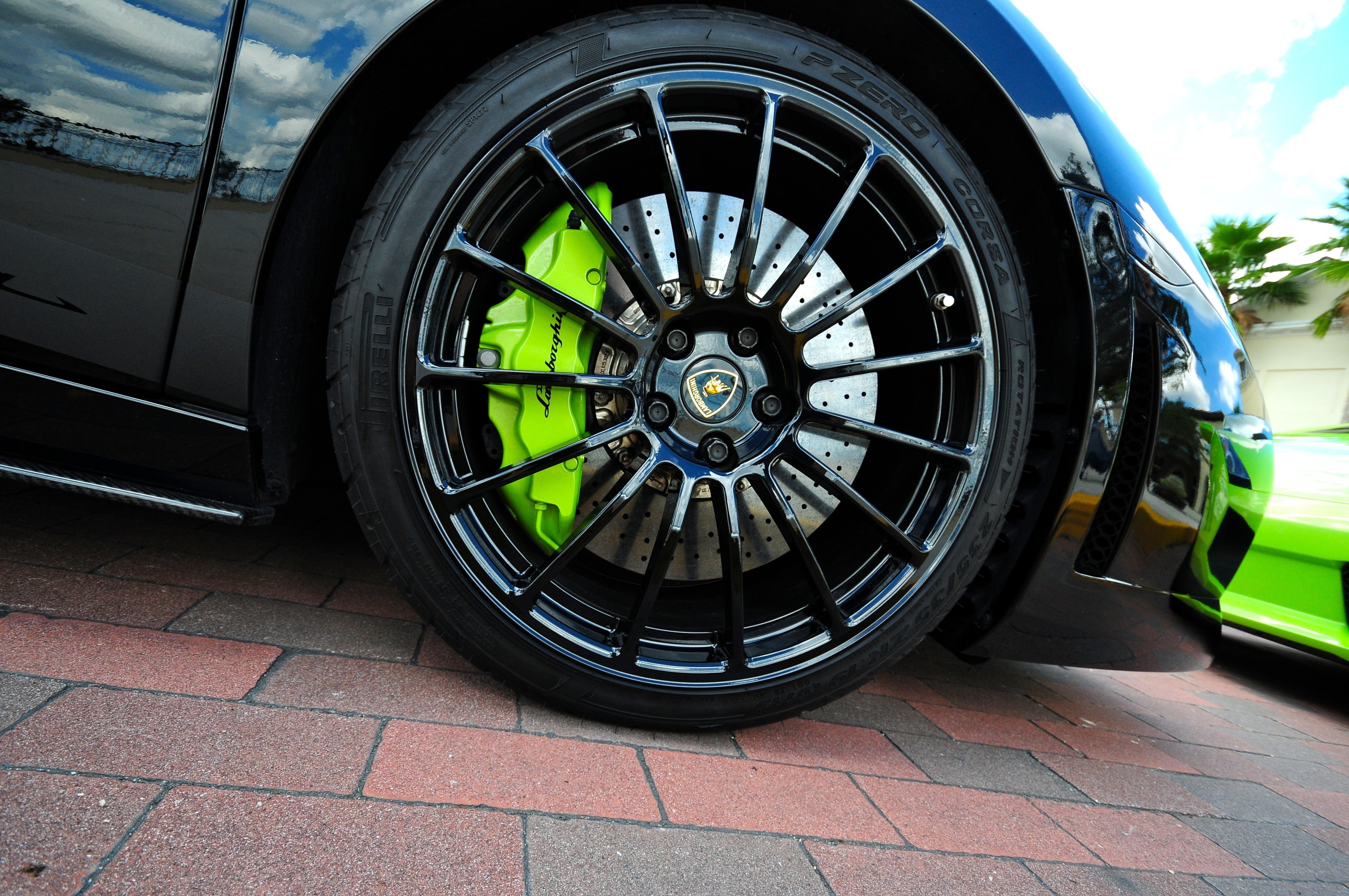Lamborghini wheel close-up
