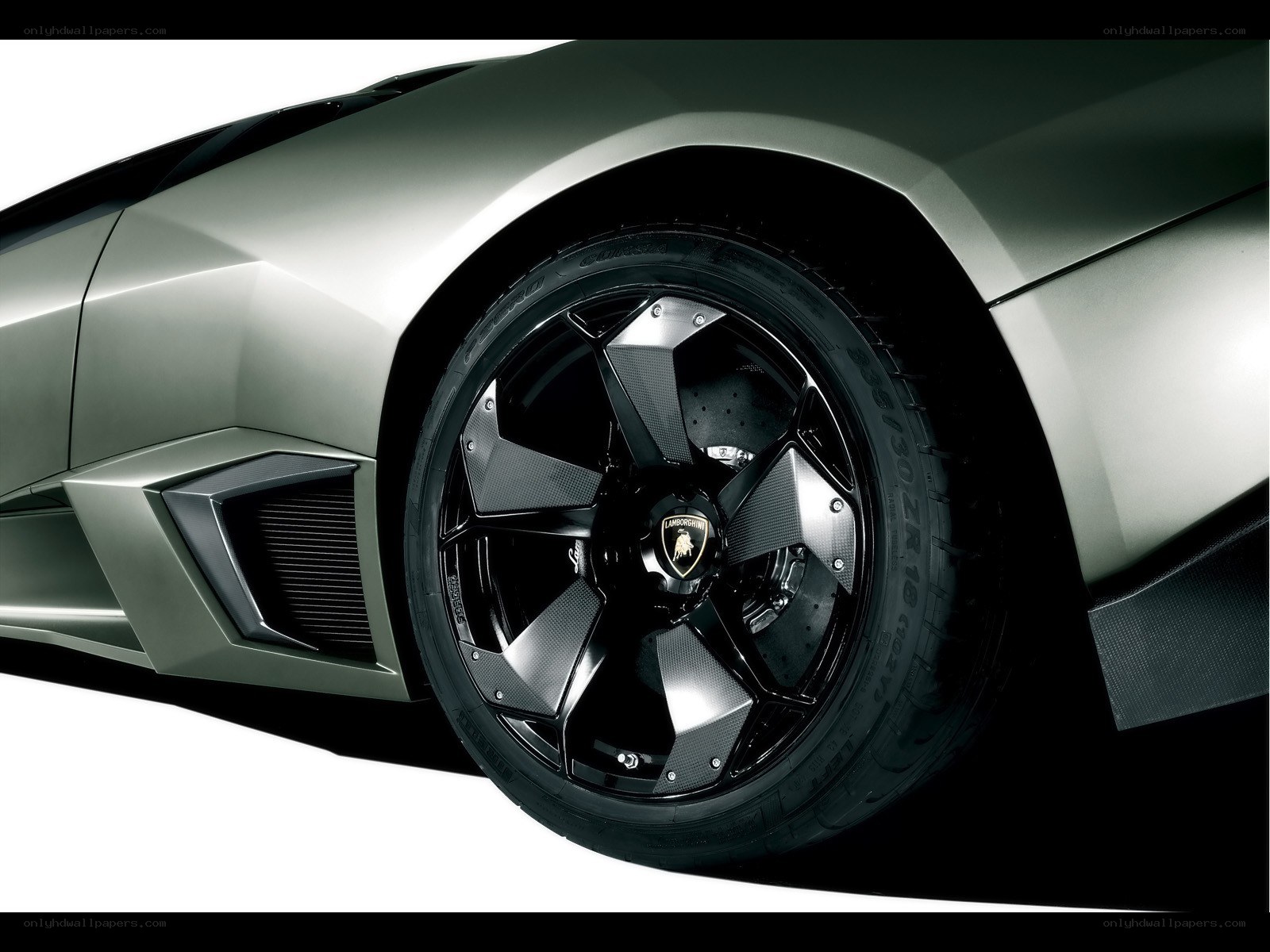 Lamborghini wheel detail